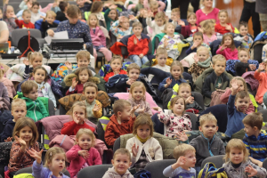 01 Vianocne VK 2025 12 11 MS Kastiel MS Kondrotova foto Peter Trnka