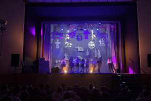 02 Vianocne VK 2025 12 10 MS Komenskeho foto Z Spodniakova