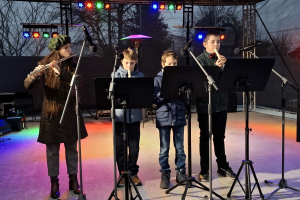 17 Privitanie adventu 2025 11 30 foto Peter Trnka