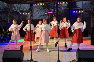 19 Privitanie adventu 2025 11 30 foto Peter Trnka