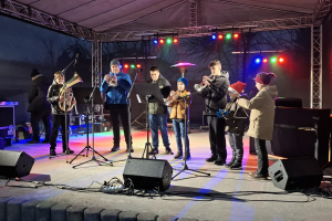 26 Privitanie adventu 2025 11 30 foto Peter Trnka